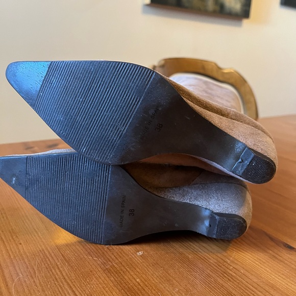 Faux Suede Pointed Toe Wedged Boots. Size EURO 38 - Picture 7 of 7